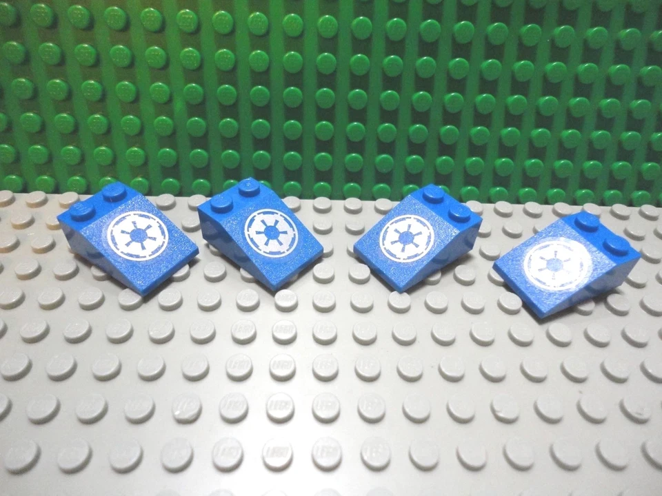 Lego 4 Azul 3x2 Ladrillo Inclinado con Pegatina Redonda Diseño Star Wars Foto 1 de 1