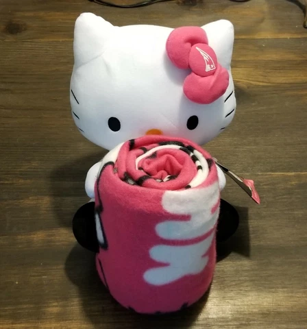 New England Patriots NFL Sanrio's Hello Kitty Fleece Throw Blanket DOLL NEW NICE Cover