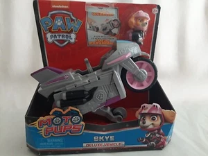 Paw Patrol Moto Pups Skye Deluxe Motorrad Rückzugfahrzeug mit Figur - Bild 1 von 5