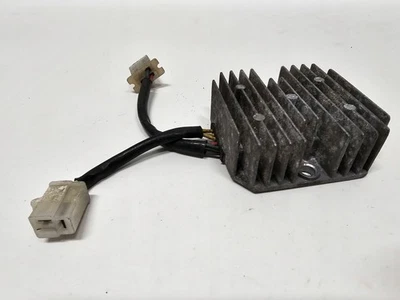 Regolatore di tensione Honda CN 250 SH532A 12 - Immagine 1 di 4