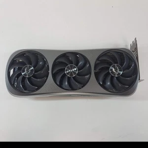 ZOTAC GeForce RTX 4090 24GB GDDR6X Grafikkarte 9288-1N675-302Z8 - Bild 1 von 6