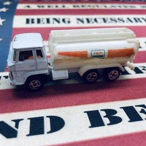Camión cisterna Exxon de plástico fundido a presión de colección blanco hecho en Hong Kong raro difícil de encontrar - Imagen 1 de 10