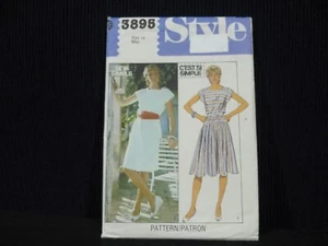 1983 VINTAGE STYLE DRESSMAKING PATTERN # 3895 ~WOMEN'S EASY DRESSES~ SIZE 14 - Picture 1 of 5