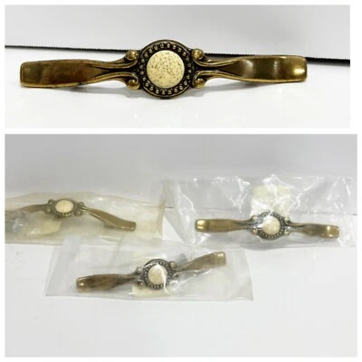 Antiguo gabinete de latón y piedra vintage manijas de cajón Brainerd lote de 3 NUEVO Foto 1 de 4