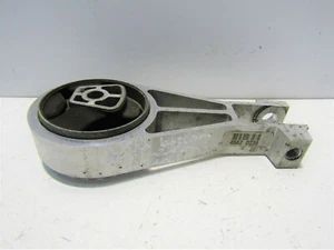 VAUXHALL VIVA 2015-18 BOTTOM REAR GEARBOX MOUNT (1.0l 12v Petrol B10XE)   O3732 - Picture 1 of 9