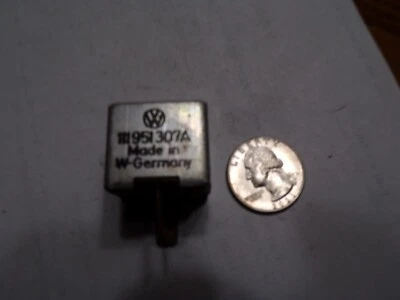USED OE GERMAN STRIBEL#SS5200,VW#11951307A 2-PRONG KEY/SEAT WARNING BUZZER 71-79 - Image 1 of 4