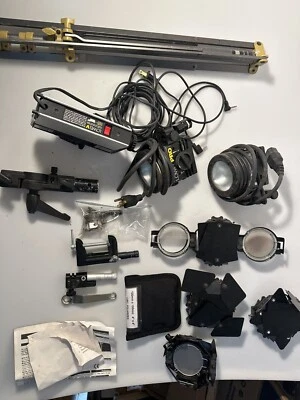 Lowel Lighting Kit W/ 2x pro Lights 1x lowelV, Stand and Accessories! - Image 1 of 4