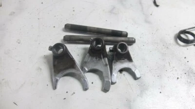 82 83 雅马哈 XT200 XT 200 变速器叉变速器  — 第 1/2 张图片