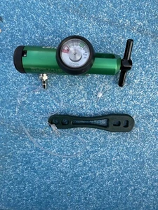 Drive Click Style Oxygen Regulator Model #18302GN New - Picture 1 of 5