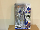 Brandneu in Originalverpackung Power Rangers Lightning Collection Wild Force Silber Mondwolf Hasbro2021