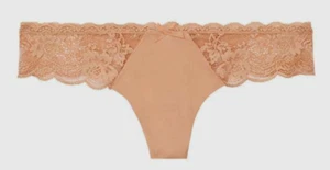 Victoria's Secret Dream Angels beigefarbenes Tanga-Höschen Größe M seidige feste Einsätze neu mit Etikett - Bild 1 von 13