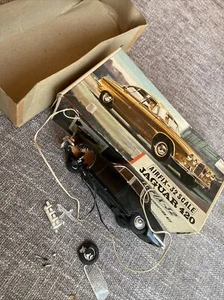 Vintage Red Stripe Box AIRFIX 32 Series 3 JAGUAR 420 PRE BUILT FAULTY Model Kit - Picture 1 of 4