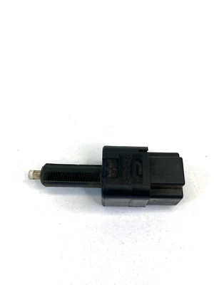 2009 2010 2011 Nissan Cube 1.8L Brake Stop Lamp Stop lamp Sensor Switch OEM - Image 1 of 4