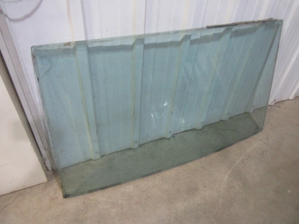 1967 Chevrolet Impala Fastback 2 door hardtop rear factory tinted glass PICKUP - Image 1 of 1