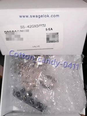 NEW Swagelok SS-42GXS6MM Ball valve Fast delivery - Image 1 of 3