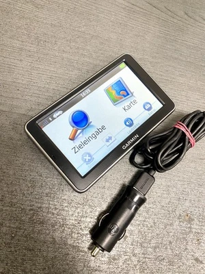 Garmin Dezl 560LM Europe 45 Truck GPS Navigator 5" Display Only With Scratches - Image 1 of 4