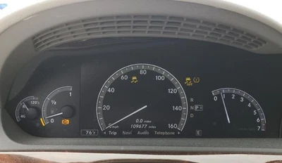 Grupo de medidores de velocímetro clase S 2013-2020 109 k millas Mercedes-Benz Foto 1 de 4