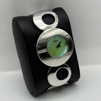 Working Sekonda Seksy Ladies Silver Tone 32mm Quartz Watch 6.25 Inch New Battery - Image 1 of 4