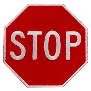 STOPSCHILD bestickt AUFNÄHER VERKEHRSSTRASSENSCHILD Aufbügeln Applikation rot NEU - Bild 1 von 4