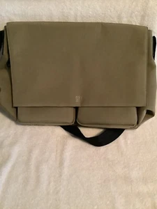DKNY Bag Style Head Of The Class Chino Brand New Back to School Retails $75 - Picture 1 of 3