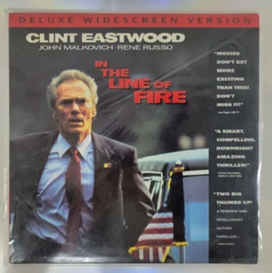 "In the Line of Fire" Deluxe Widescreen Edition 2 Disc Laserdisc LD (Like New) - Picture 1 of 4