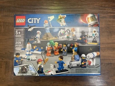 LEGO CITY: People Pack - Space Research and Development (60230) - NISB - Image 1 of 2