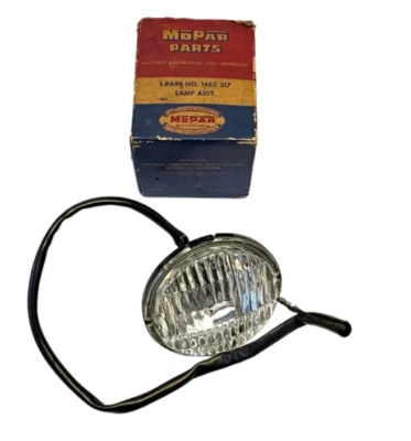 Dodge Truck 1957 conjunto de luces de estacionamiento 1662317 nuevo de stock Foto 1 de 4