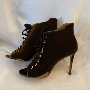 Jimmy Choo Amber Velvet Peep Toe Mavy - Picture 1 of 7