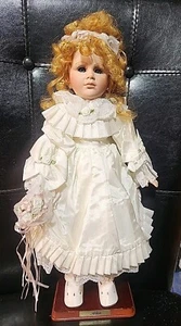 Seymore Mann Porzellan Puppe Alice 18 in Kenner Sammlung - Bild 1 von 3