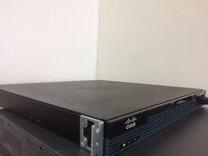 CISCO 2901-VSEC/K9 GIGABIT VOICE SECURITY ROUTER CME-12.0 PVDM3-16 2901-VSEC - Picture 1 of 5