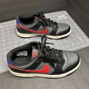 Nike Dunk Low GS Zapatos Niños Grandes Talla 6.5Y Negro/Rojo Universitario FV0373-001 SIN CAJA - Imagen 1 de 9