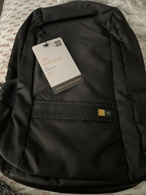 Laptop Case Logic Carrying Case (Backpack) Notebook, Large Laptop - Image 1 of 4