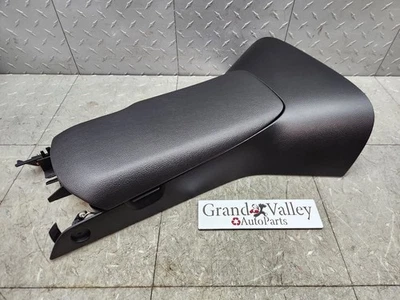 2005-2010 C6 Corvette Console Black Used OEM W/ Lock Latch Good - Imagem 1 de 4