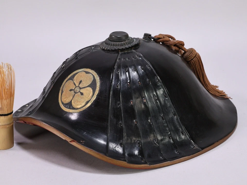 Japanese Lacquer Samurai Helmet Jingasa 13.6inch Ken Katabami Crest Meiji Era - Image 1 of 4