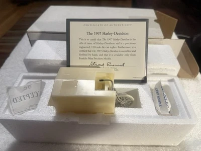 Pequeña motocicleta Harley Davidson escala 1:24 1907 por Franklin como nueva B11WC26 nueva Foto 1 de 3
