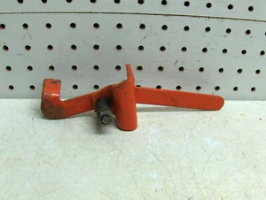 ALLIS CHALMERS, SIMPLICITY 5216 LAWN & GARDEN TRACTOR HYDRO RELEASE LEVER - Picture 1 of 4