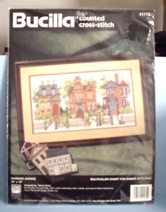 Bucilla Diamond Avenue Kreuzstich-Set - Bild 1 von 1