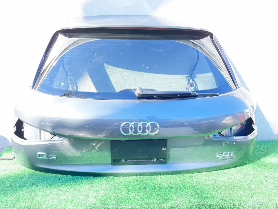 Tapa de maletero para Audi Q3 Quattro 15-18 puerta levadiza exterior carcasa panel de revestimiento gris OEM Foto 1 de 2