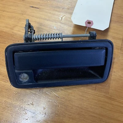 2002 - 2007 SATURN VUE EXTERIOR TAILGATE LIFTGATE HATCH DOOR HANDLE REAR  — 第 1/3 张图片