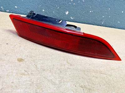 17 18 19 20 LAND ROVER DISCOVERY 5 RIGHT REAR BUMPER LIGHT - Image 1 of 3