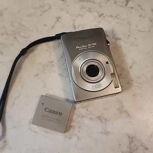 Canon PowerShot Digital ELPH SD750 7.1MP Digital Camera Tested And Working! - Picture 1 of 8