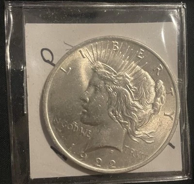 1922 90% Silver Peace Dollar With Die Crack Neck Error- Unofficially graded  - Image 1 of 4