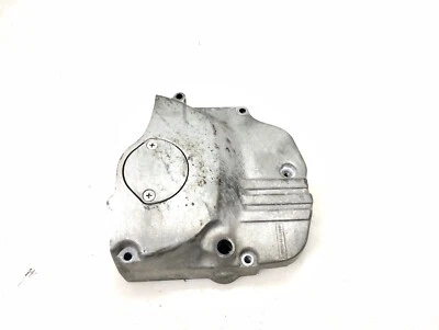 Крышка передней звездочки двигателя 2002 Suzuki GS500 F E - Изображение 1 из 4