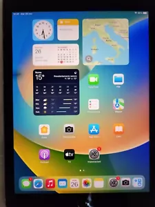 Apple iPad Pro 9,7 WiFi+Cellular, 32 GB, Space Grey LCD Difettoso Funzionante - Foto 1 di 17
