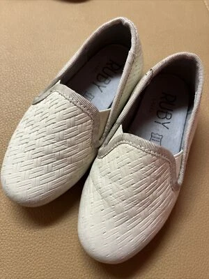 Mocasín tejido de cuero para bebé niño pequeño zapatos sin cordones pergamino beige talla 21 Foto 1 de 4