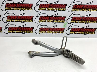 ♻️ Reposapiés trasero izquierdo Suzuki Rf600r Rf600 1993 - 1997 ♻️ Foto 1 de 4