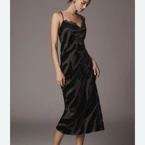 Abito midi slip velluto nero anthropologie nuovo con etichetta taglia M - Foto 1 di 10