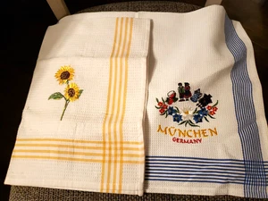 Toalla de té bordada de recuerdo y girasol Munchen Munich Alemania 20" x 27" - Imagen 1 de 2