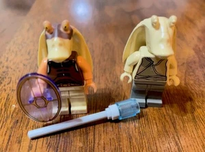 Lego Star Wars Mini-figures: Jar Jar Binks sw0301 & Gungan Warrior sw0302 - Picture 1 of 3