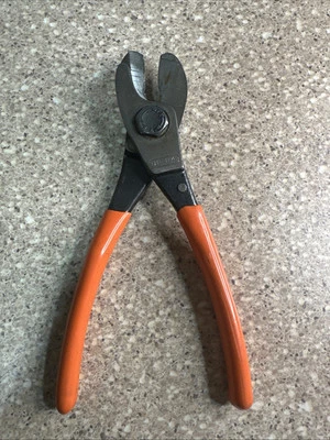 Vitage Benner-Nawman UP-B4 El cortador de cables "limpio", naranja. USA Foto 1 de 4